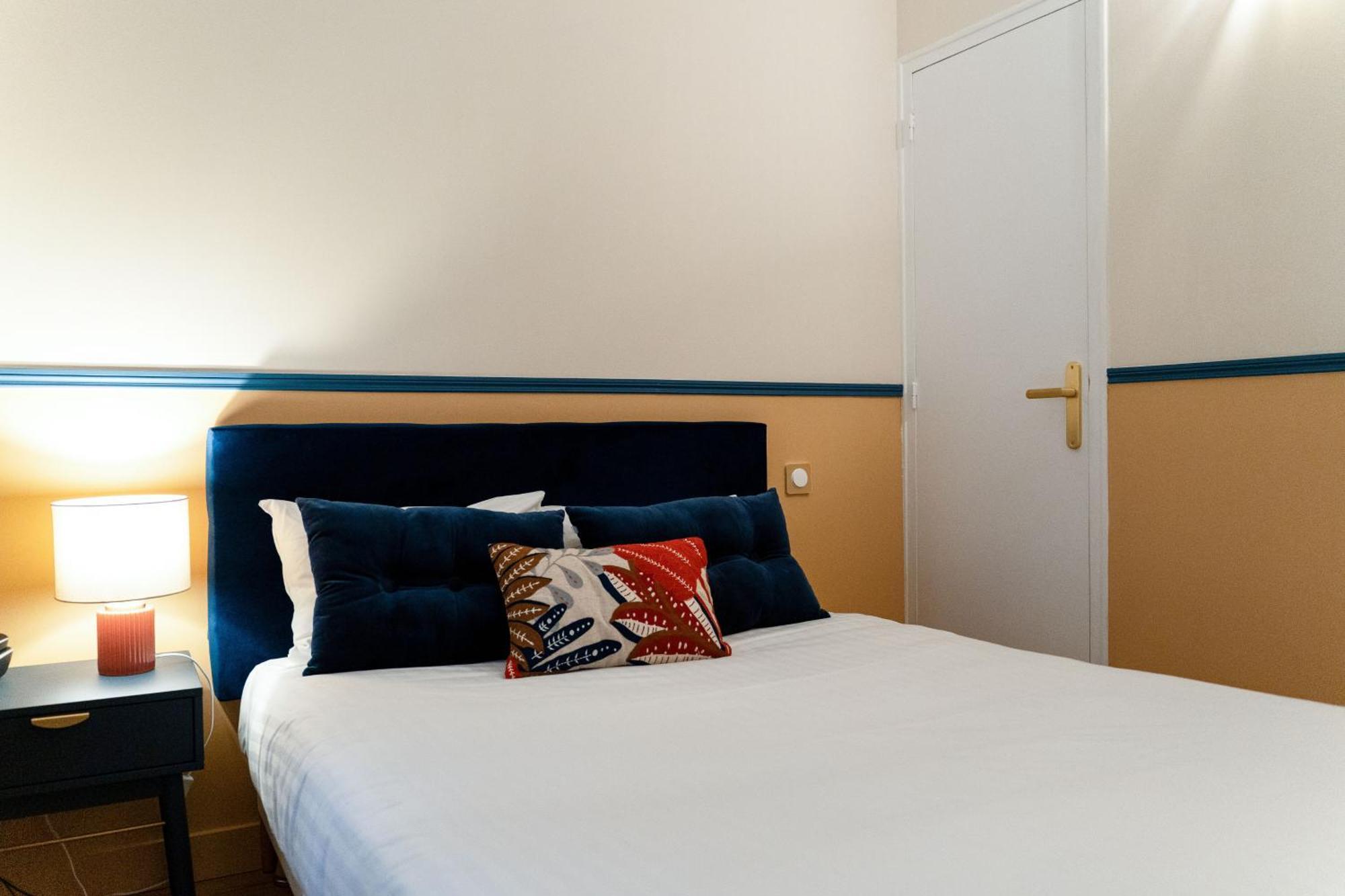 Single Room,1742573362:JPEG
